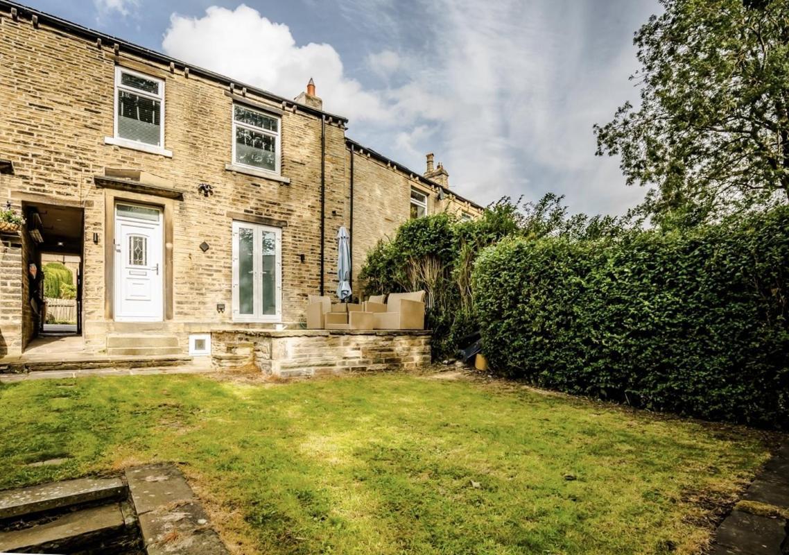 The Cosey Tucked-Away Cottage 2 Or 3 Bedroom Options Huddersfield Exterior foto