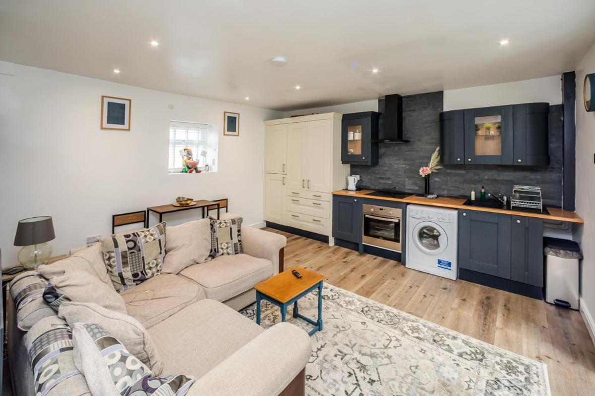 The Cosey Tucked-Away Cottage 2 Or 3 Bedroom Options Huddersfield Exterior foto