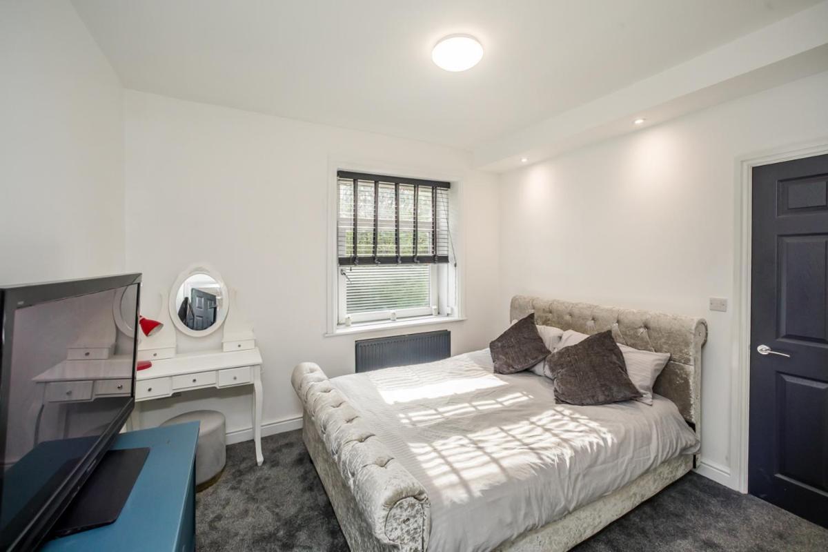 The Cosey Tucked-Away Cottage 2 Or 3 Bedroom Options Huddersfield Habitación foto